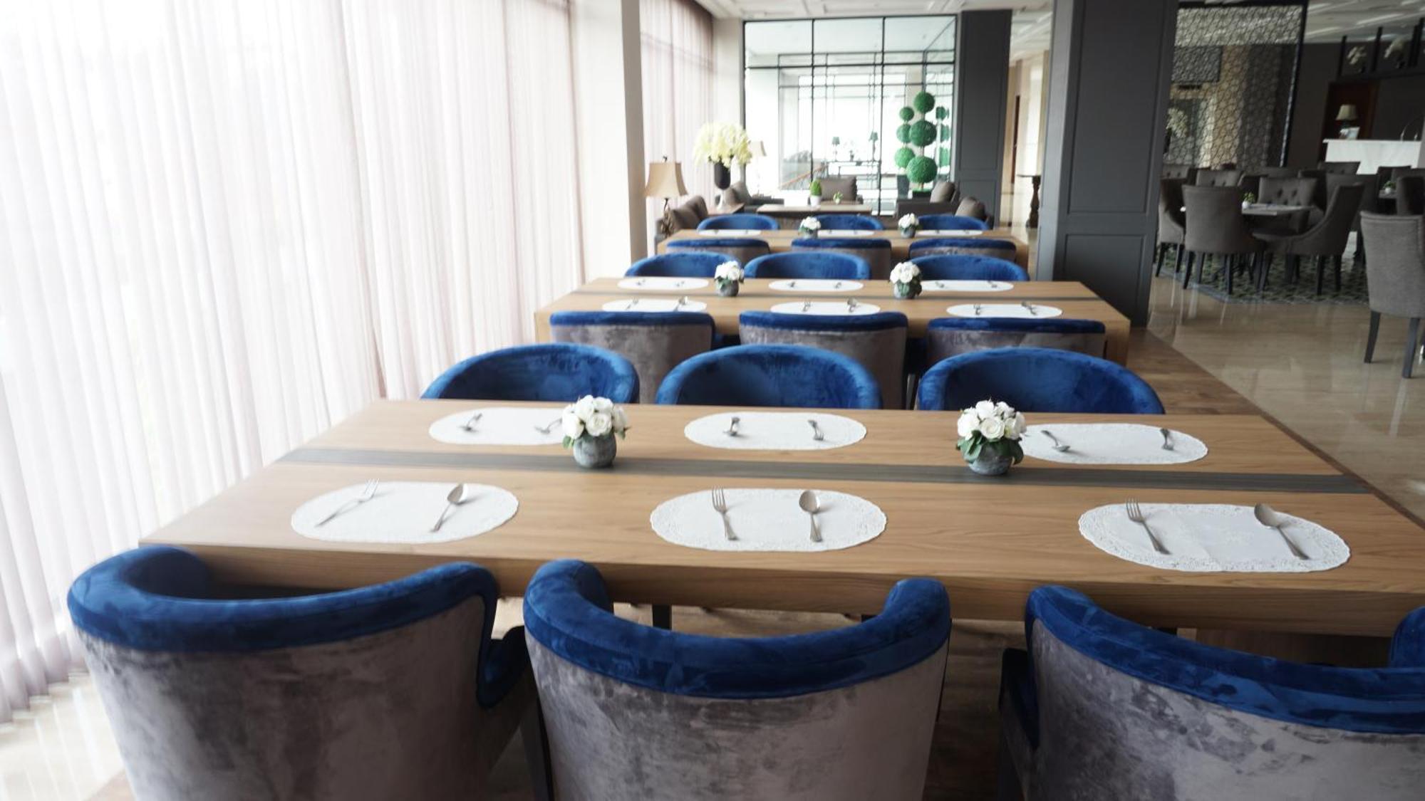 Rivoli Hotel Jakarta Buitenkant foto