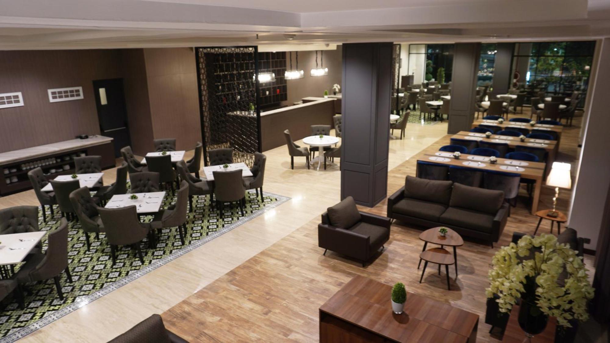 Rivoli Hotel Jakarta Buitenkant foto