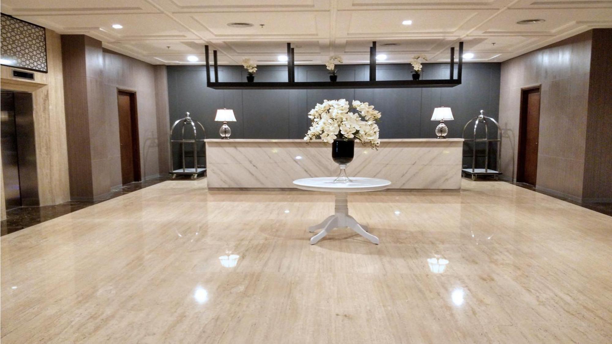 Rivoli Hotel Jakarta Buitenkant foto