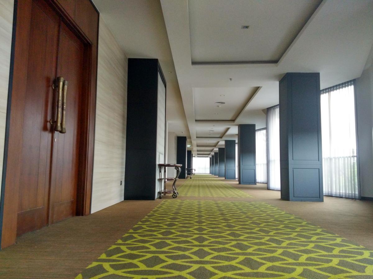 Rivoli Hotel Jakarta Buitenkant foto