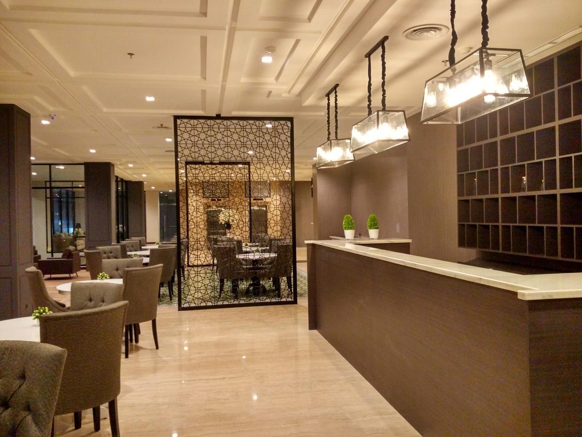 Rivoli Hotel Jakarta Buitenkant foto