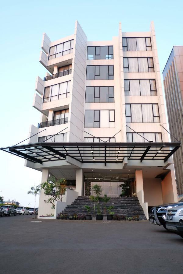 Rivoli Hotel Jakarta Buitenkant foto