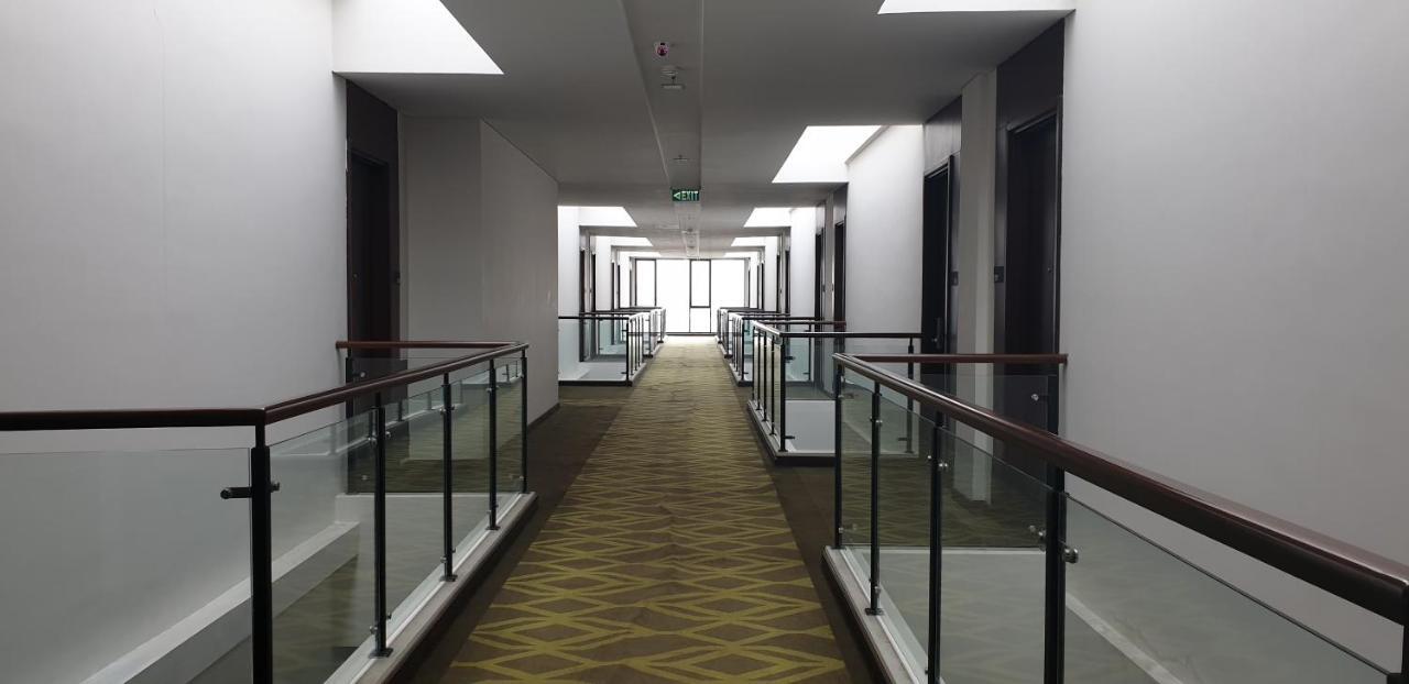 Rivoli Hotel Jakarta Buitenkant foto
